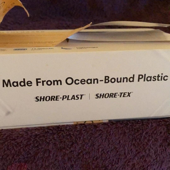 Solgaard 4G Solar Technology Wireless Charger - Picture 4 of 6